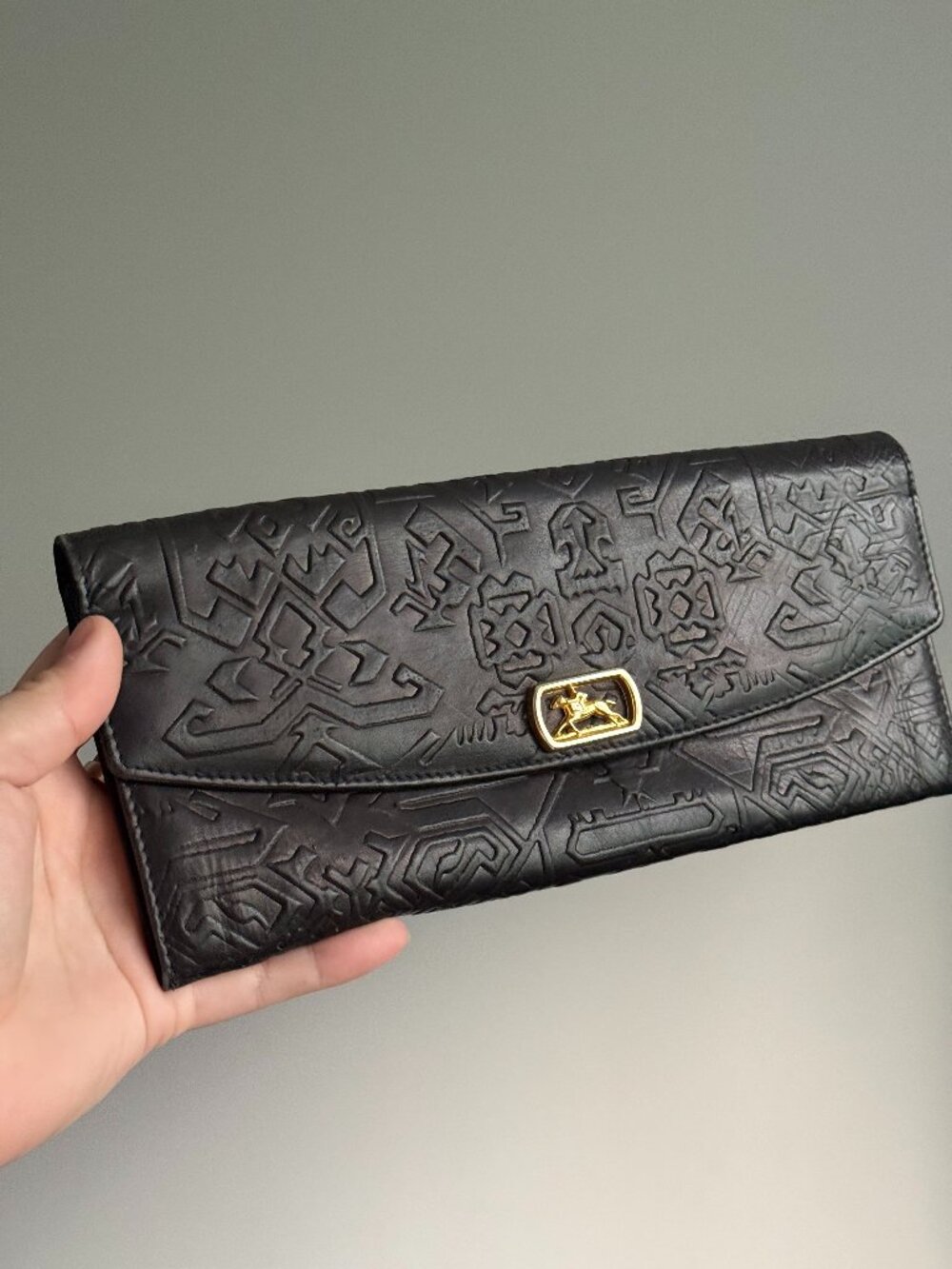 Black 2000s Y2K Vintage Geometric Embossed Faux Leather Faux Gold Clutch Wallet